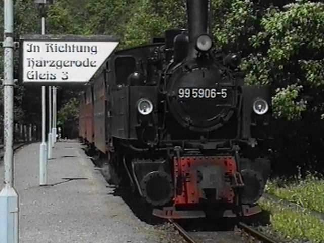 99 5906 im Bahnhof Alexisbad