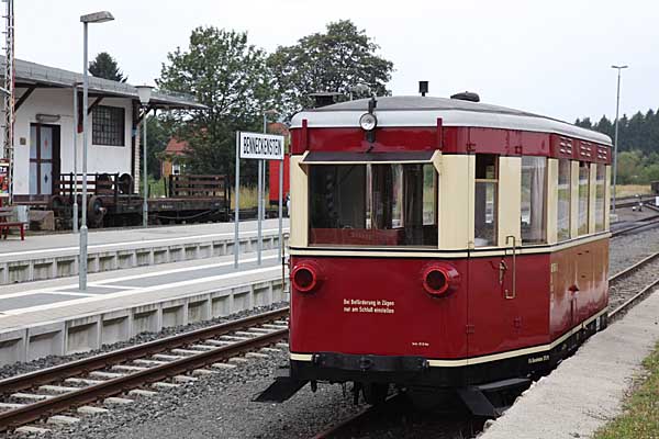 Triebwagen 187 001 in Beneckenstein