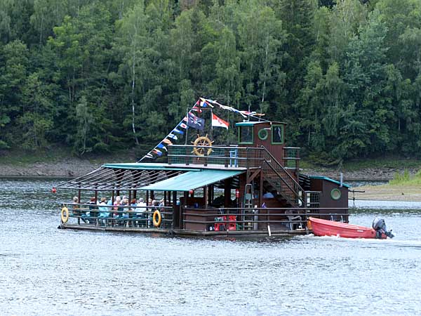 Floßfahrt auf der Talsperre Wendefurth